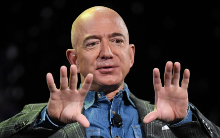 25 Jahre Amazon - vom Online-Buchladen zum Billionen-Konzern