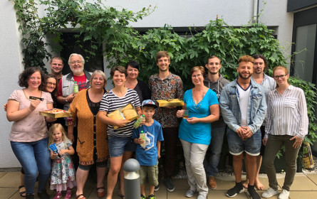 „bz-Wiener Bezirkszeitung“ lädt zum Picknick im Hof