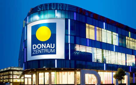 Donau Zentrum: Erster Sozialmarkt in einem Einkaufzentrum eröffnet 