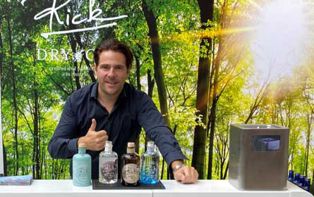 Rick Gin launcht alkoholfreien Gin