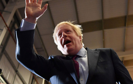 Britischer Wahlkampf: Johnson stellt Finanzierung der BBC infrage