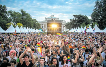 Ein Regenbogen über Wien: EuroPride 2019 