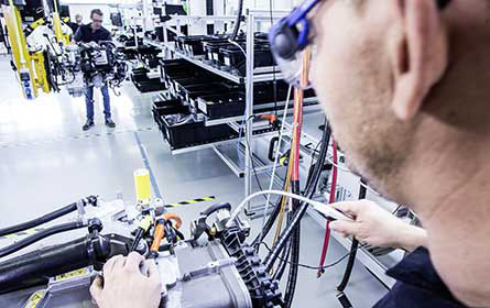 Daimler und Volvo arbeiten bei Brennstoffzelle zusammen