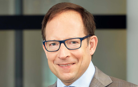 Stephan Größ übernimmt die Leitung des Real Estate Sektors bei EY Österreich