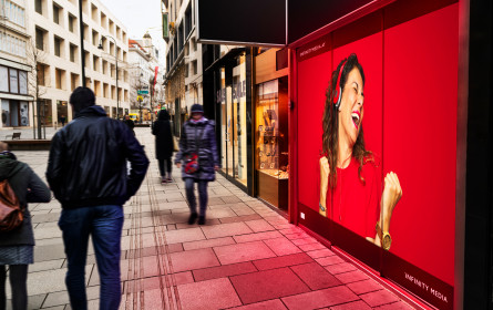 Infinity Media sichert sich größte buchbare digitale Werbefläche auf der Wiener Kärntner Straße
