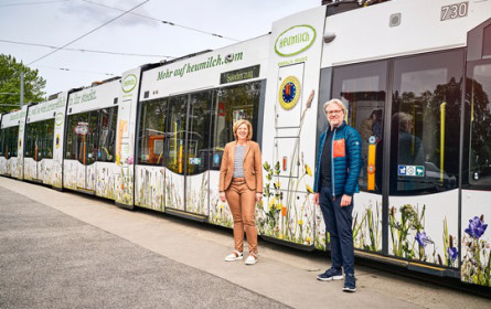 Per Tram in die Stadt: Heumilch bringt Artenvielfalt nach Wien