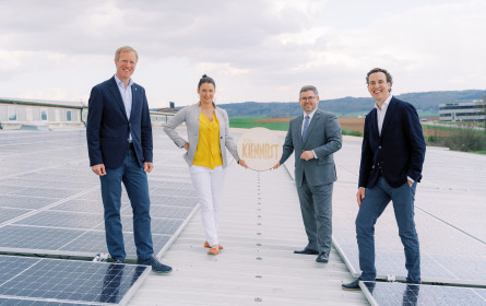 LR Schleritzko eröffnet Solarkraftwerk bei Handelshaus Kiennast in Gars