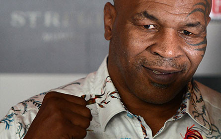 Modehaus Roberto Cavalli setzt Box-Champion Tyson als Testimonial ein