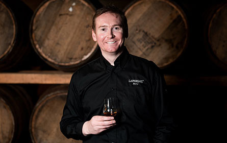 Laphroaig: Barry MacAffer neuer Distillery Manager