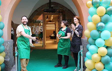 Neues Starbucks Coffee House in Innsbruck eröffnet