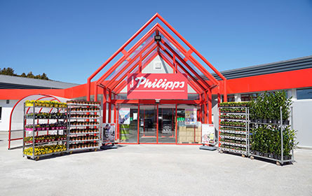 Thomas Philipps eröffnet ersten Markt im Burgenland 