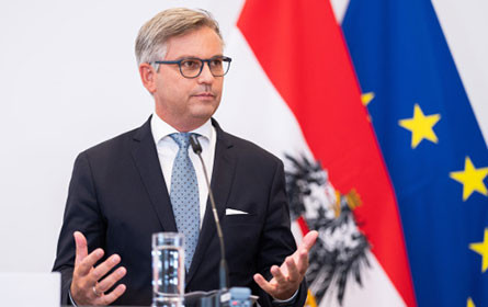 Finanzminister: 100 Mio. Euro aus Digitalsteuer