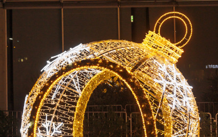 Alm Advent: Jüngstes Weihnachtsdorf vor der Messe Wien eröffnet