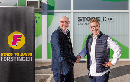 Logistik Scale-up Storebox startet Zusammenarbeit mit Forstinger und setzt Konzept in über 20 Filialen um