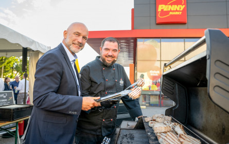 Penny: St. Pölten grillt Schweinebauch