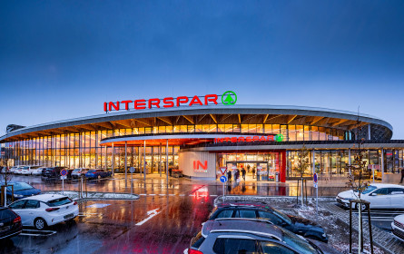 Topmoderner Interspar-Hypermarkt eröffnet in Leibnitz