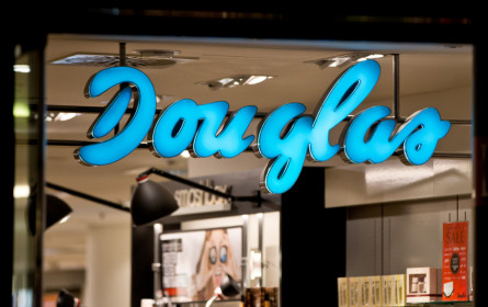Kräftiges Umsatzplus für die Parfümeriekette Douglas 