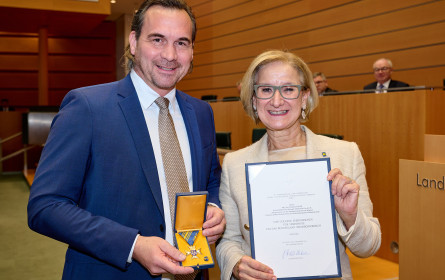 Goldenes Ehrenzeichen des Landes Niederösterreich verliehen