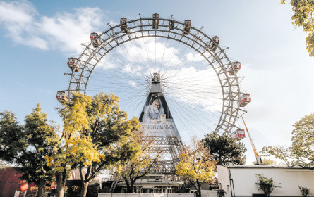 Riesenrad trifft auf Nespresso-Kapsel