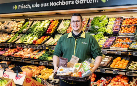 Lukas Gasparini eröffnet Adeg in Gaißau