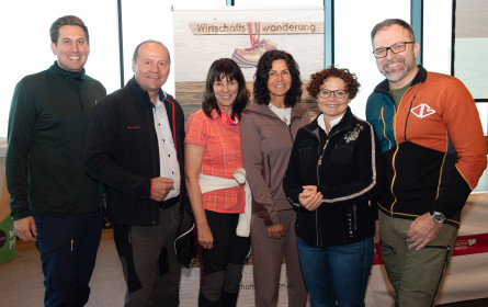 15 Jahre Wirtschaftswanderung: Wirtschaft und Politik im Dialog am Berg