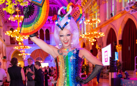 W24 übertrug Diversity Ball live