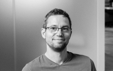 Fonda gewinnt Georg Ringer