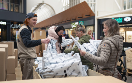 King Colis bringt Pop-up-Store mit „verlorenen Paketen“ zurück nach Wien