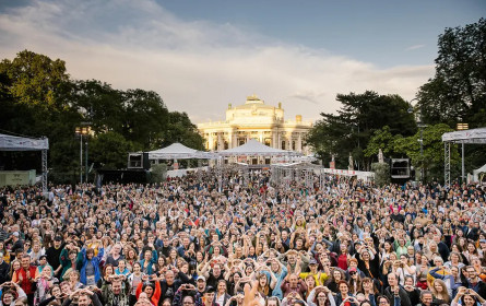 W24 überträgt Wienliebe Festival live vom Rathausplatz und im TV-Special