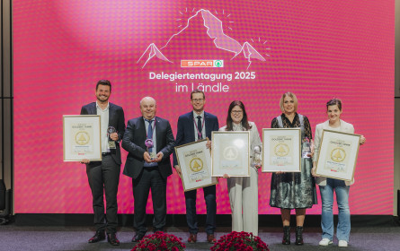 Goldene Tanne 2025 – Spar zeichnet Österreichs beste Kaufleute aus