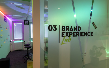 Kesch eröffnet neues Headquarter in Wien