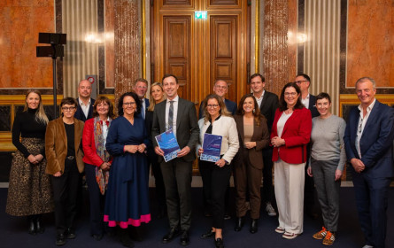 Gemeinsam gegen Fake News: Politik und Medien diskutieren Strategien für Vertrauen im digitalen Raum