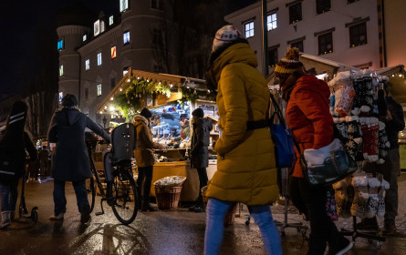 Österreicher besuchen Weihnachtsmärkte: HV Consumer Check