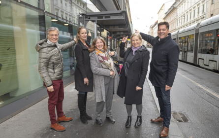 Neue Wartehäuser in Grazer Annenstraße