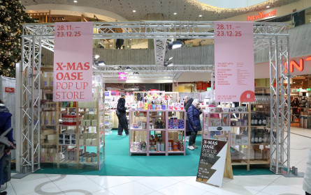 Wien Mitte The Mall eröffnet X-mas-Oase und startet Wunschbaum-Aktion