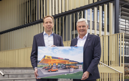 Spar und Jet mit Tankstellenkonzept