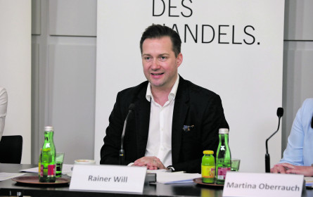 Handelsverband warnt vor Paketabgabe: Belastung für heimische Händler