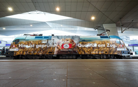 ÖBB und AMA-Marketing bringen neue Lok auf Schiene