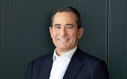 Erste Group stockt auf