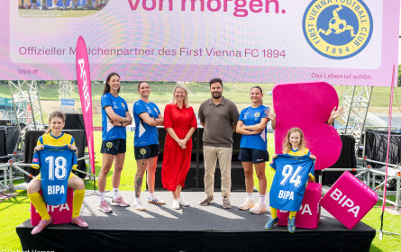 Bipa wird offizieller Partner des Mädchen-Nachwuchses des First Vienna FC