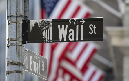 Wall-Street-Firmen zahlen für schnellen Zugang zu Trumps Posts