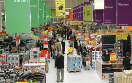 bauMax verkauft 6 weitere Märkte