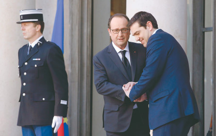 Alexis tanzte den Sirtaki jetzt auch am Wiener Ballhausplatz