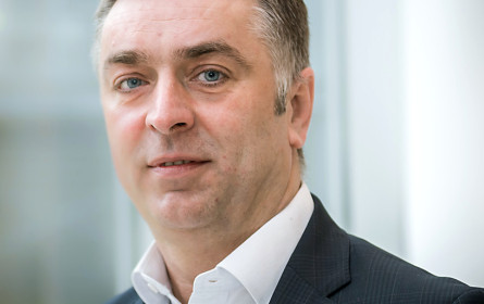 Dejan Simic geht zu adesso