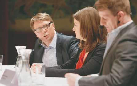 „Müssen aufhören zu behaupten, wir hätten die Wahrheit gepachtet”