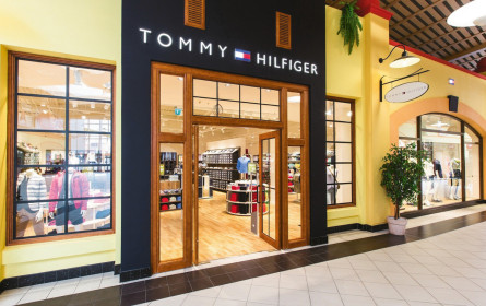 Re-Opening von Tommy Hilfiger