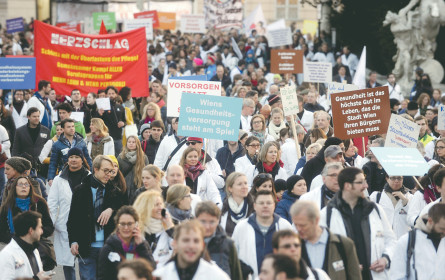 Ärzte: Gehaltsstreit wird unendliche Geschichte