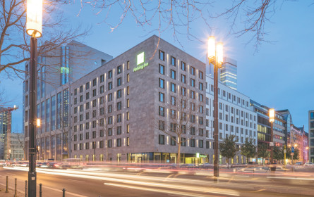 UBM und IHG eröffnen Holiday Inn Alte Oper