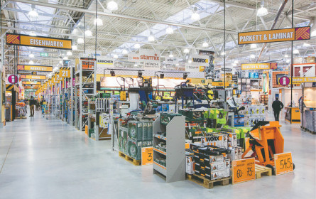 Hornbach investiert international