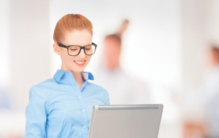 Weibliche Fachkräfte im Karriere-Visier